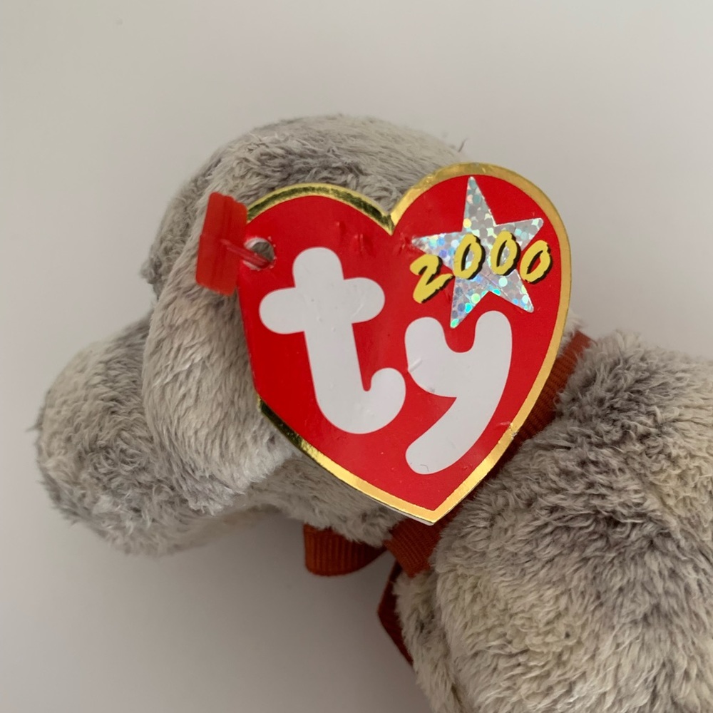 Vintage NWT Beanie Baby Ty Tricks Dog 2000 Retired Cream Gray Friend Puppy - Picture 15 of 16